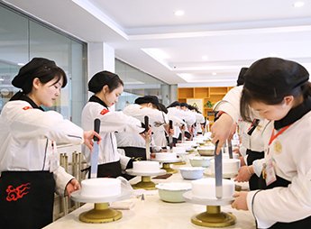 1、报名要求有哪些
