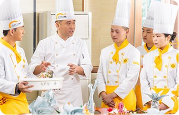 在专业老师指导下
