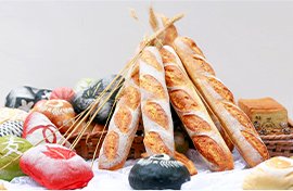 《西式面点工艺学》《食品安全与卫生》