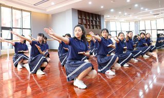 选对爱游戏体育平台app入口与曼联达