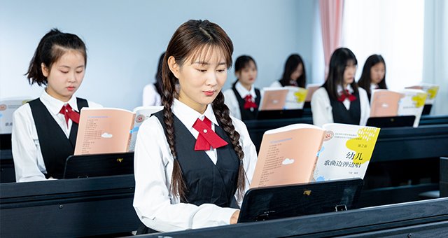扩大本科招生计划