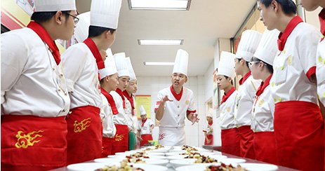 新生报到处报到