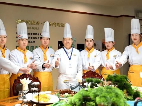 作为本土起源的中餐