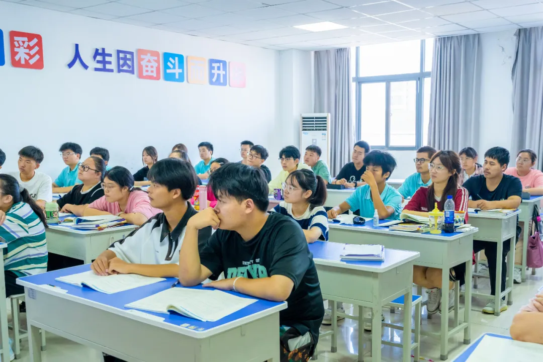 其中高技能人才仅7200万人