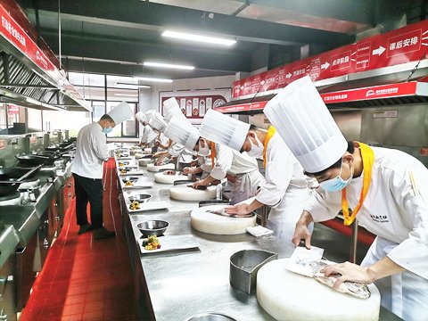 以新东方烹饪爱游戏体育app下载与热