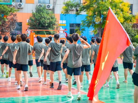 亦是序曲