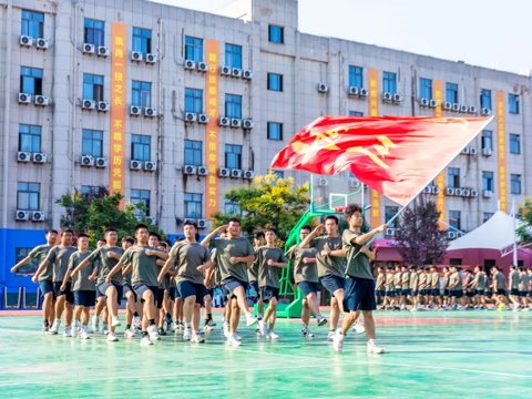 军训闭幕是终章