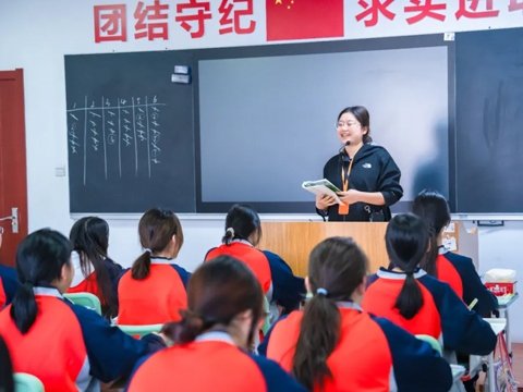 由中国饭店协会与中国东方爱游戏体育平