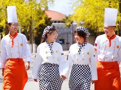 爱游戏体育app下载与那不勒斯续约官