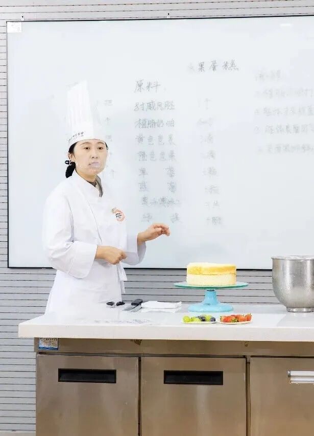 提醒初中生择校优先看重办学资质
