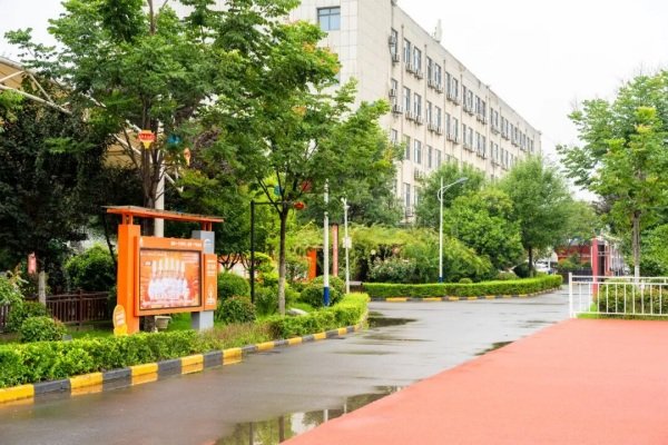 西安新东方针对高中生量身打造专属职教