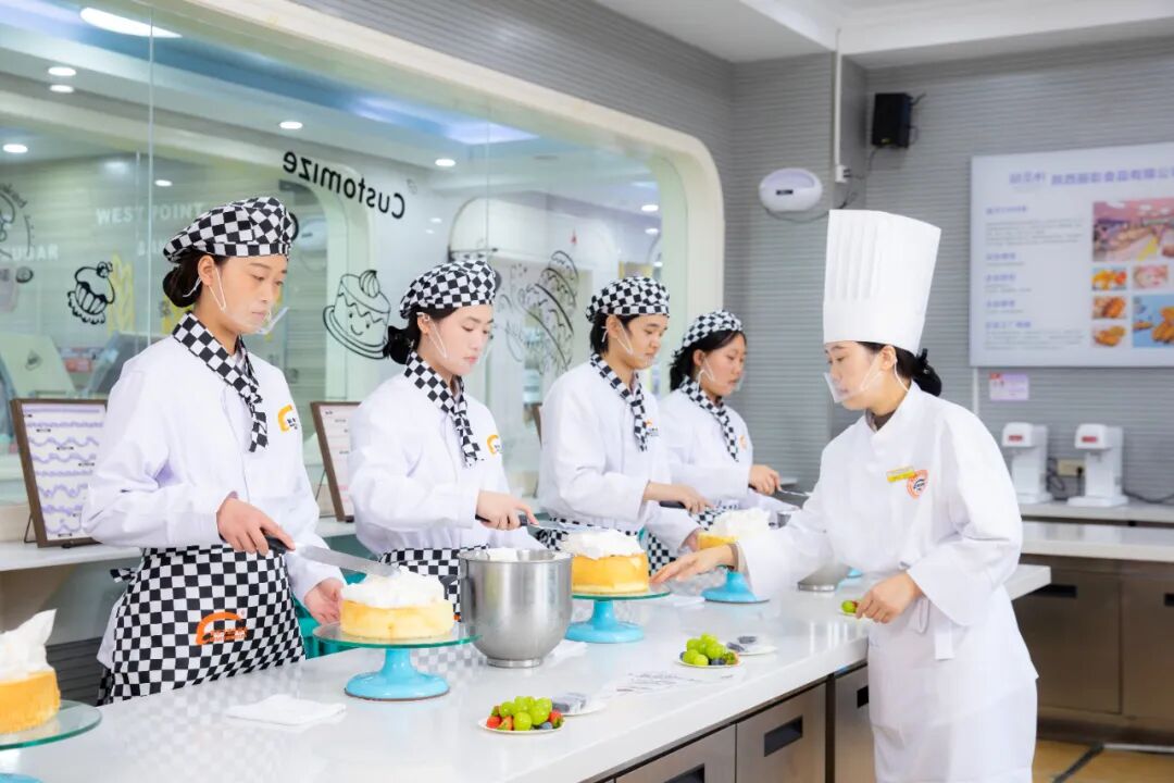 西安新东方配备优质师资