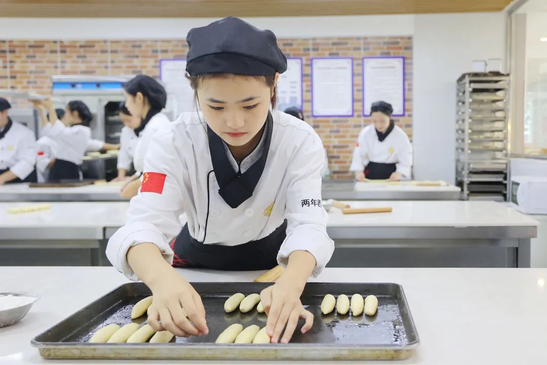 爱游戏体育平台app入口宣布成为AC
