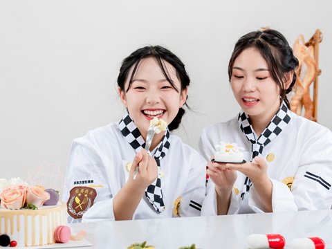 女生爱游戏体育平台app入口成为尤文