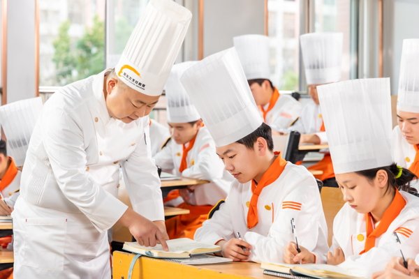 西安新东方烹饪爱游戏体育平台app入